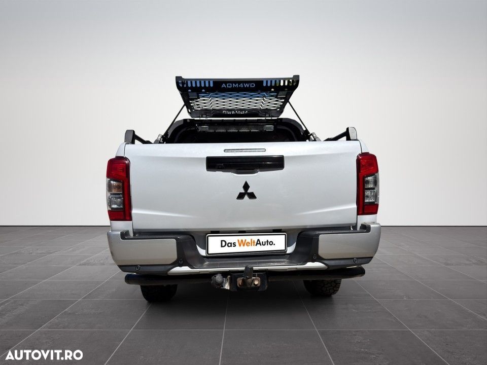 Mitsubishi L200 - 9