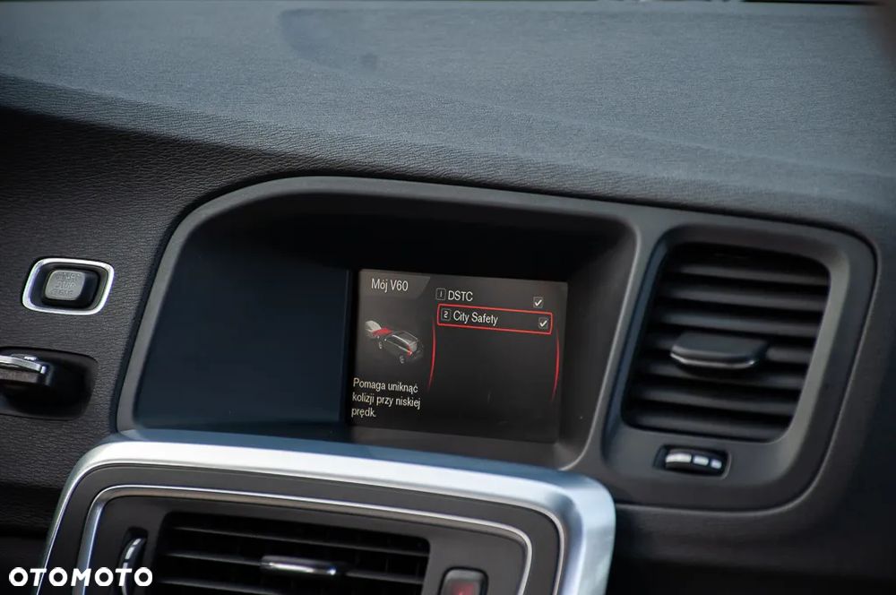 Volvo V60 D3 Business Edition - 25
