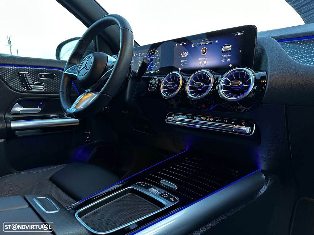 Mercedes-Benz EQA 300 4Matic Progressive - 45