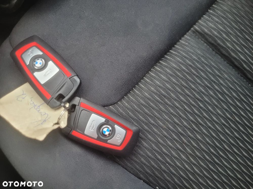 BMW Seria 3 - 32