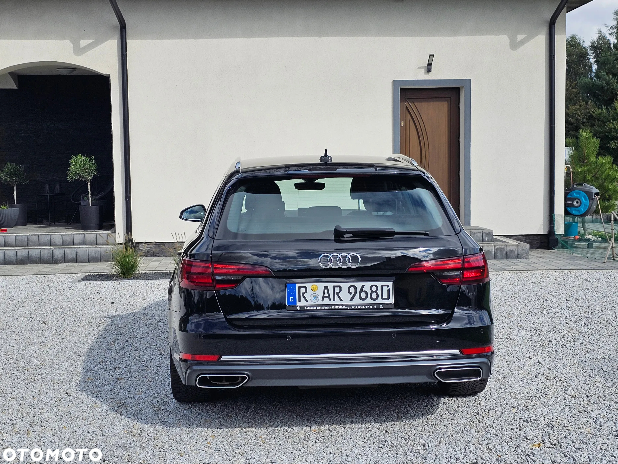 Audi A4 - 4