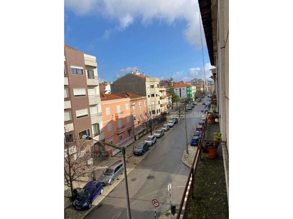 Apartamento T2 em Almada, Totalmente remodelado - Grande imagem: 5/16
