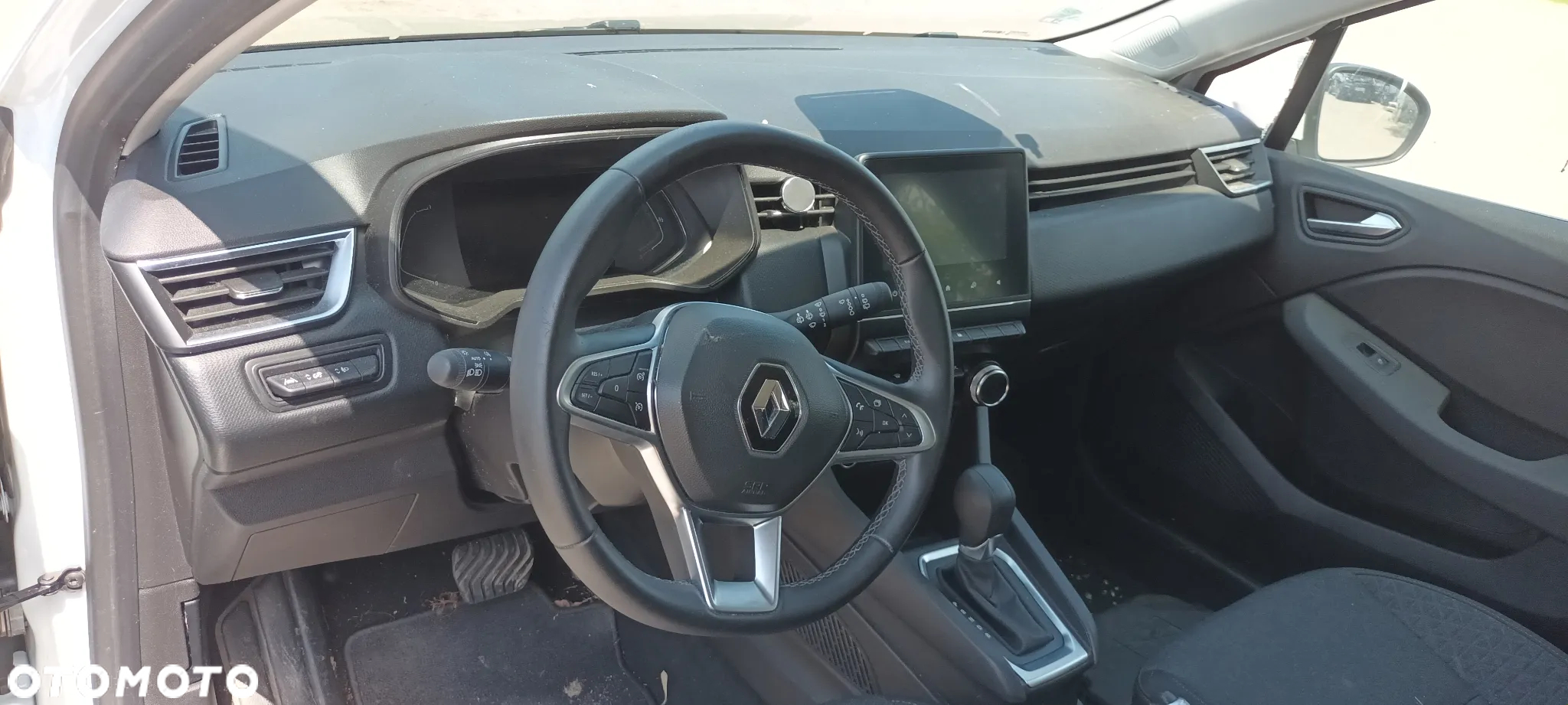 Renault Clio 1.6 E-TECH Intens - 13