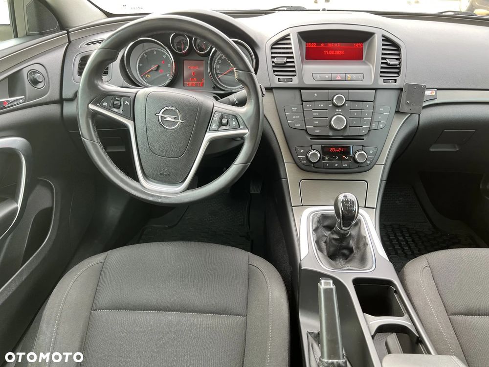 Opel Insignia 2.0 CDTI - 6