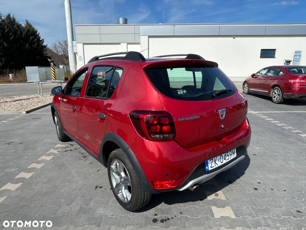 Dacia Sandero 0.9 TCe Laureate S&S - 6