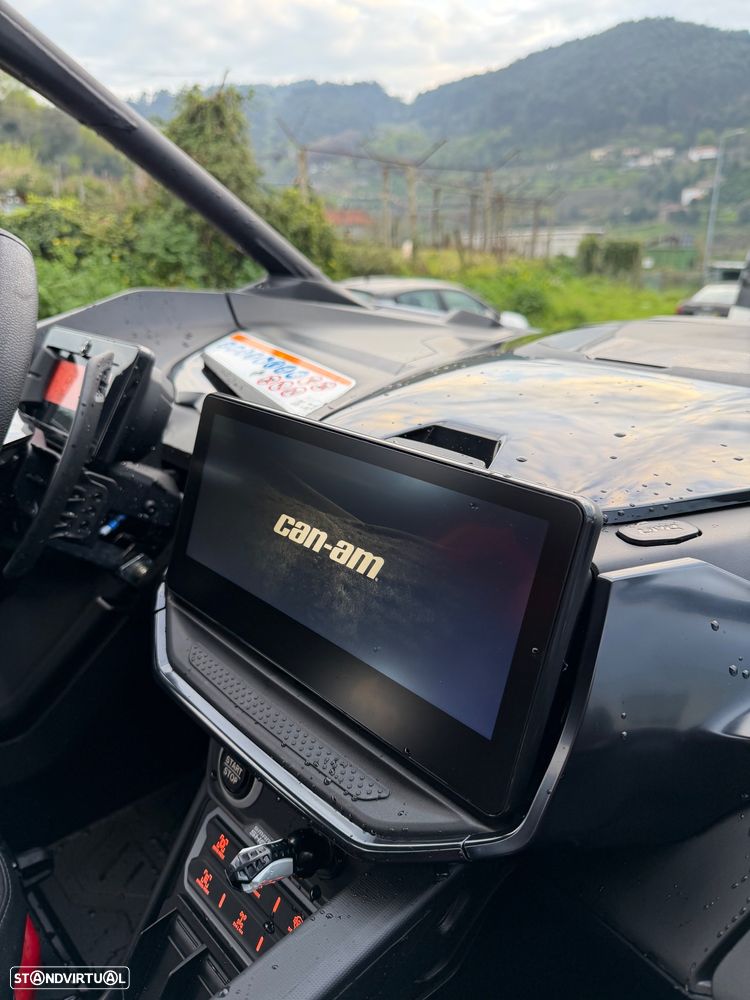 Can-Am Maverick R XRS SAS - 11