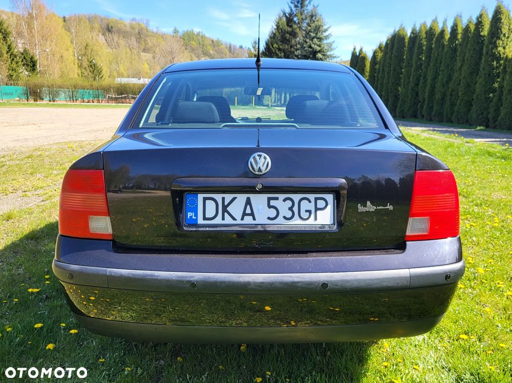 Volkswagen Passat - 9