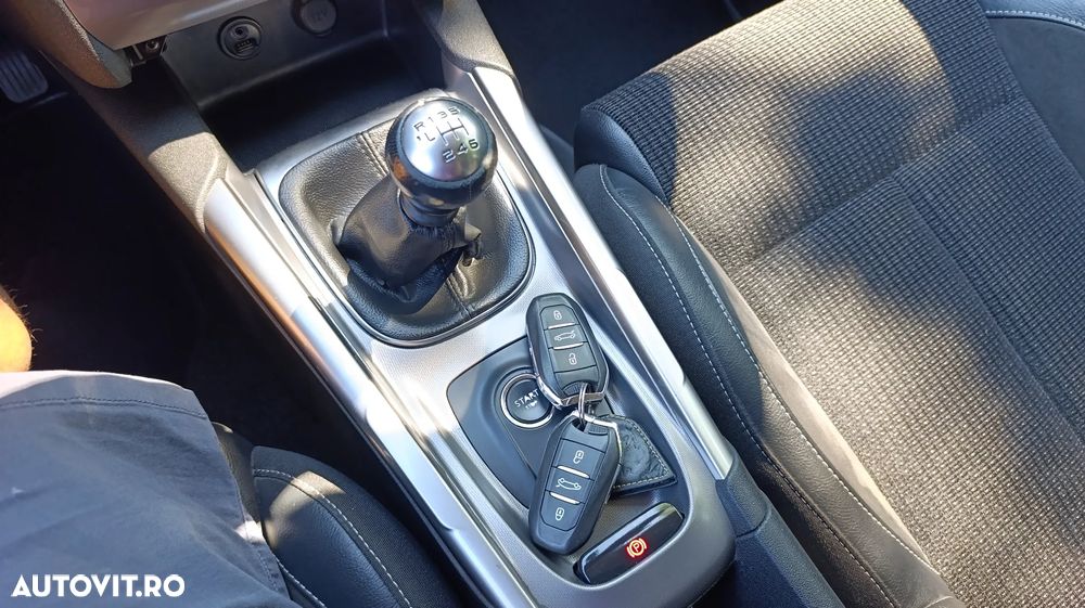 Citroën C4 PureTech S&S Shine - 17