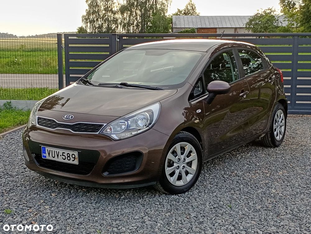 Kia Rio 1.2 Dream Team Edition - 2