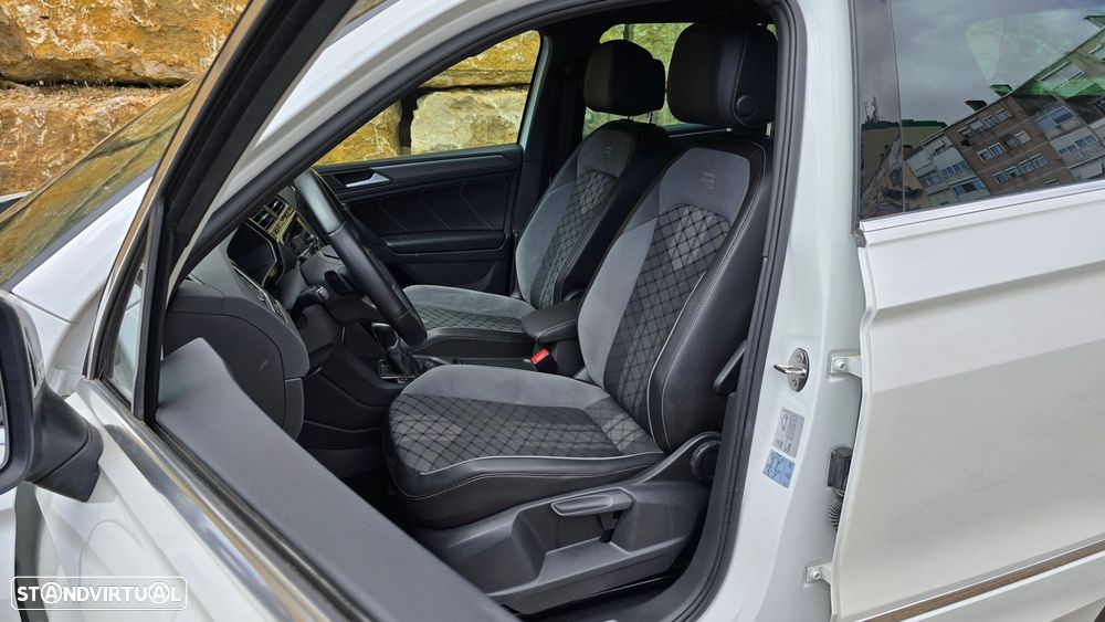 VW Tiguan 1.4 TSI eHybrid R-Line DSG - 46