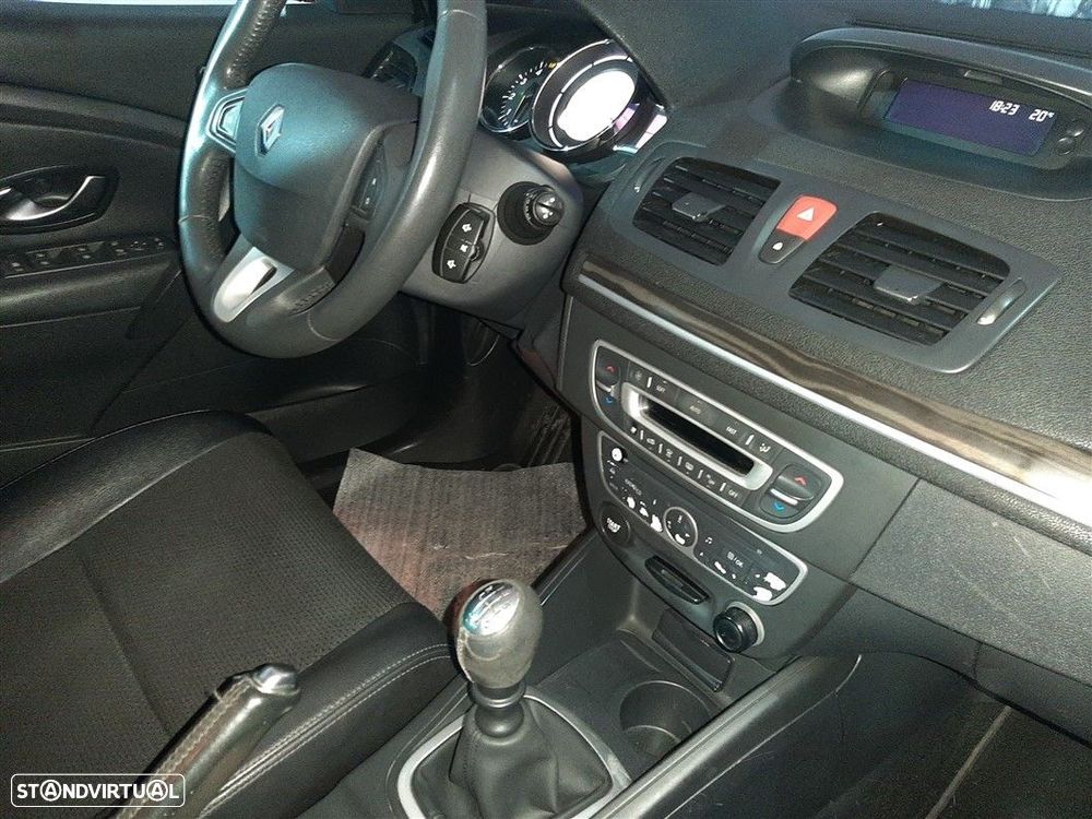 Renault Mégane Sport Tourer 1.5 dCi Dynamique S - 29