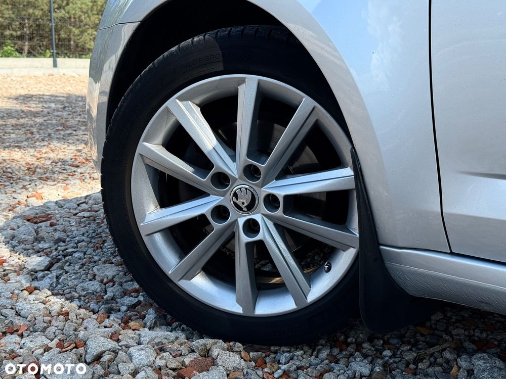 Skoda Octavia 2.0 TDI Style DSG - 3
