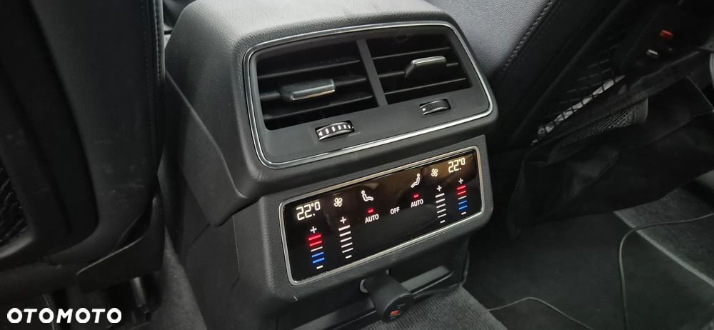 Audi A6 Avant 50 TFSI e quattro S tronic sport - 18