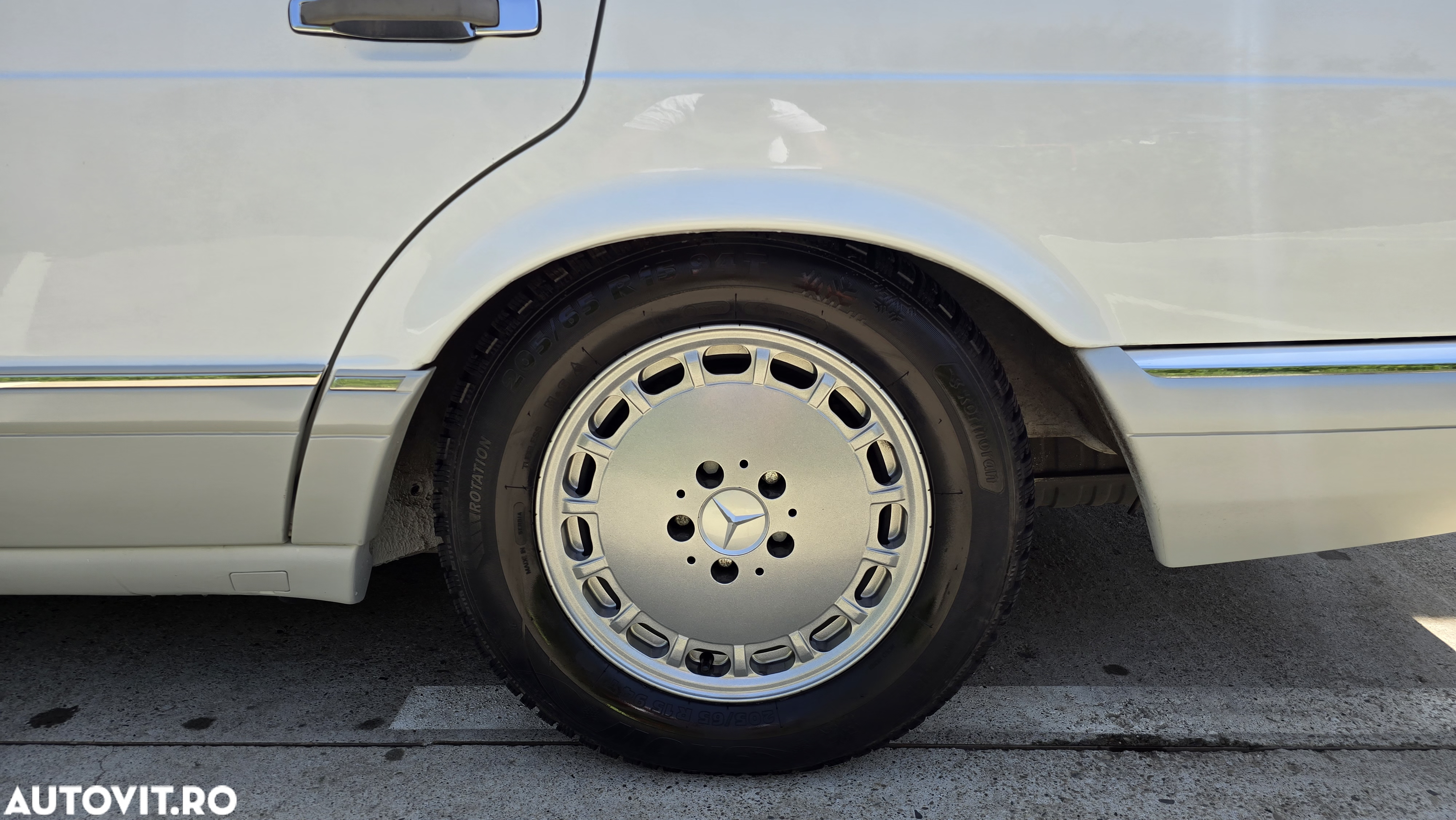 Mercedes-Benz W126 - 17