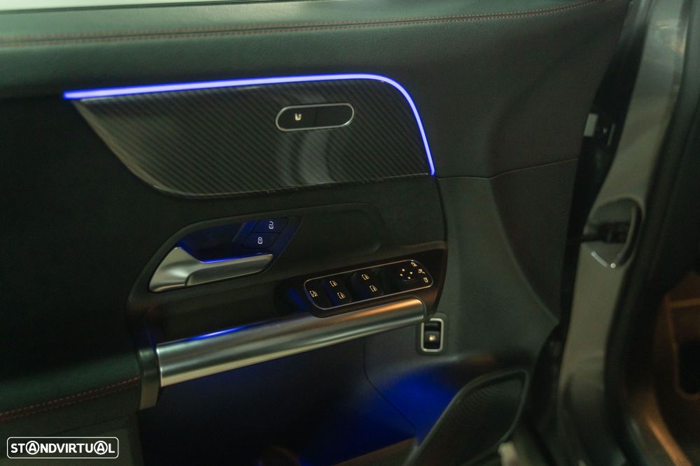 Mercedes-Benz GLA 250 e 8G-DCT AMG Line - 8