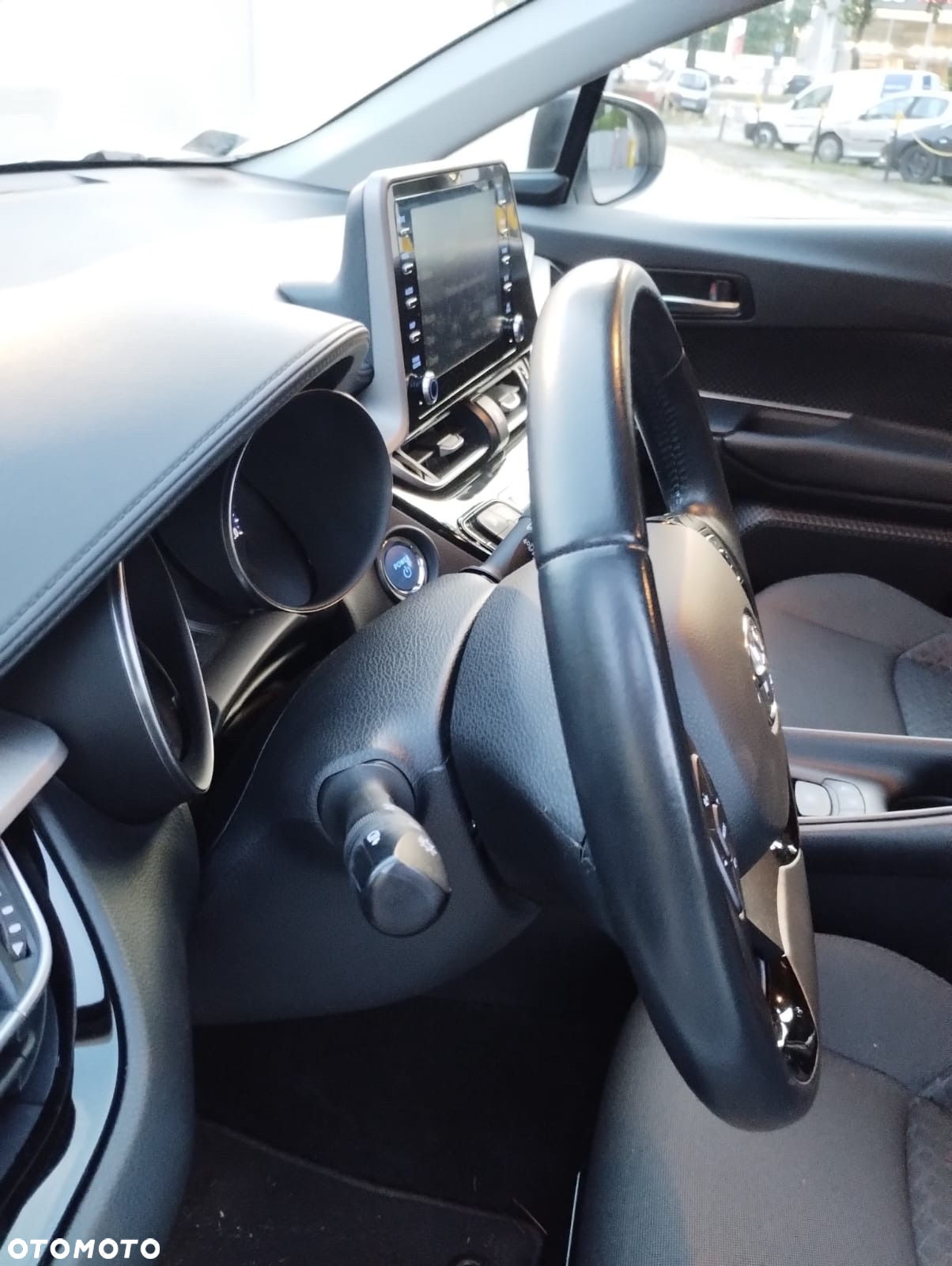 Toyota C-HR 1.8 Hybrid GPF Comfort - 22