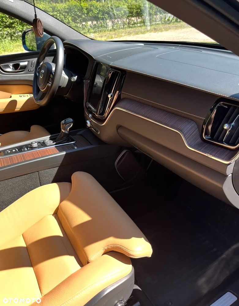 Volvo XC 60 T6 AWD Inscription - 17