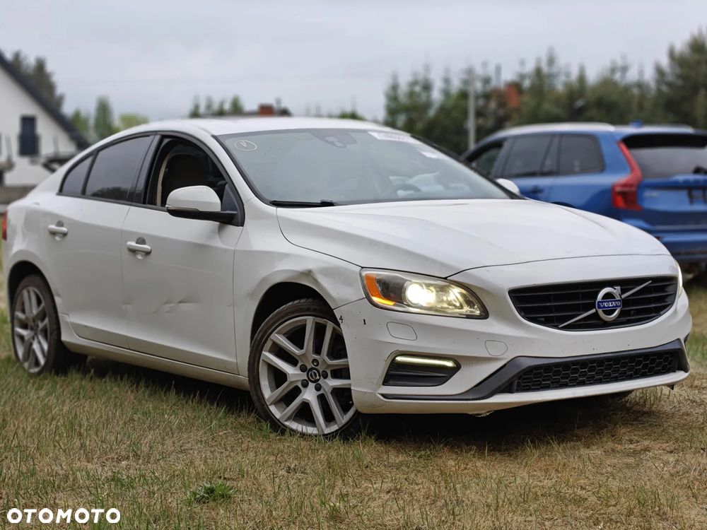 Volvo S60 T5 Geartronic RDesign - 3