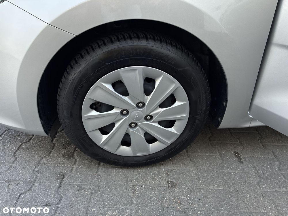 Kia Rio 1.2 M - 19