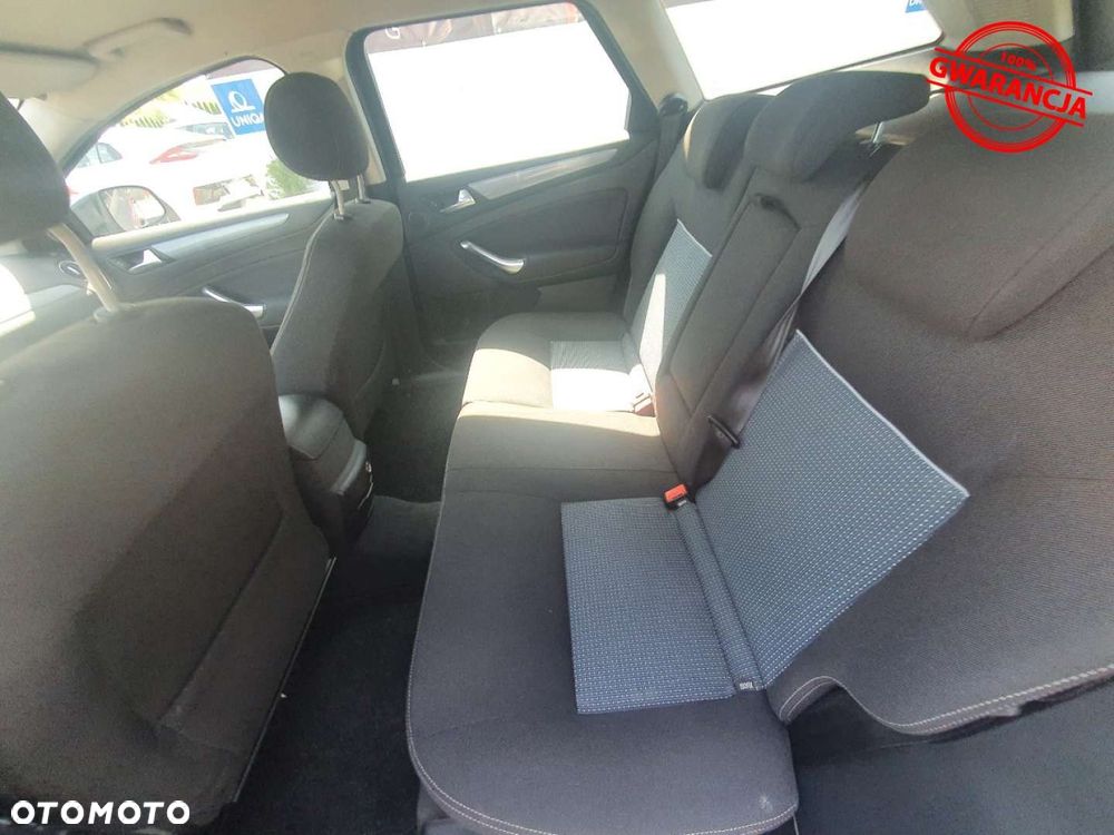 Ford Mondeo - 27