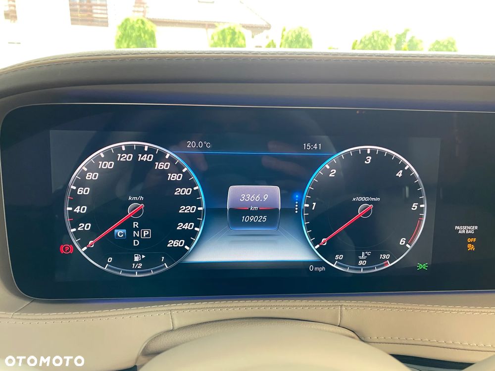Mercedes-Benz Klasa S 400 d 4-Matic L 9G-TRONIC - 11