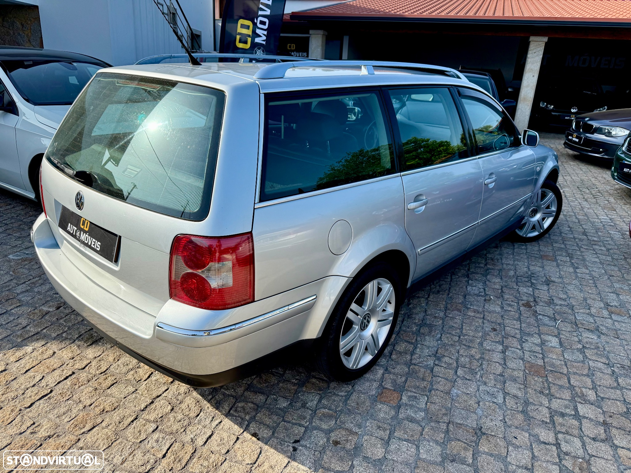 VW Passat Variant 1.9 TDi Highline - 3