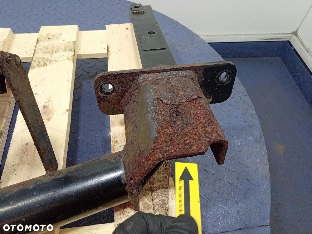 OPEL INSIGNIA A 08- KOMBI  HAK DO PRZYCZEPY 13235172 - 13