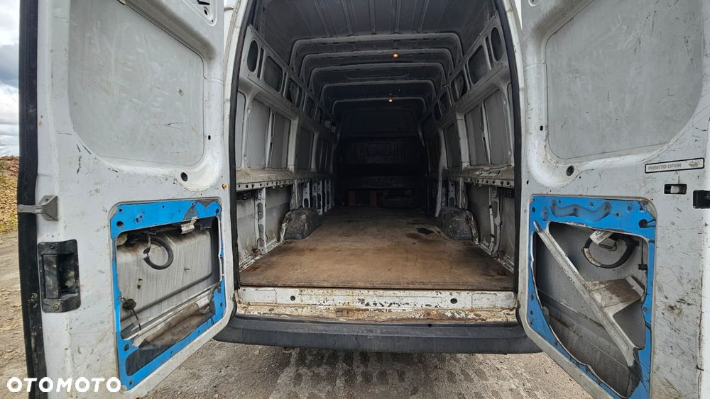 Ford Transit - 5