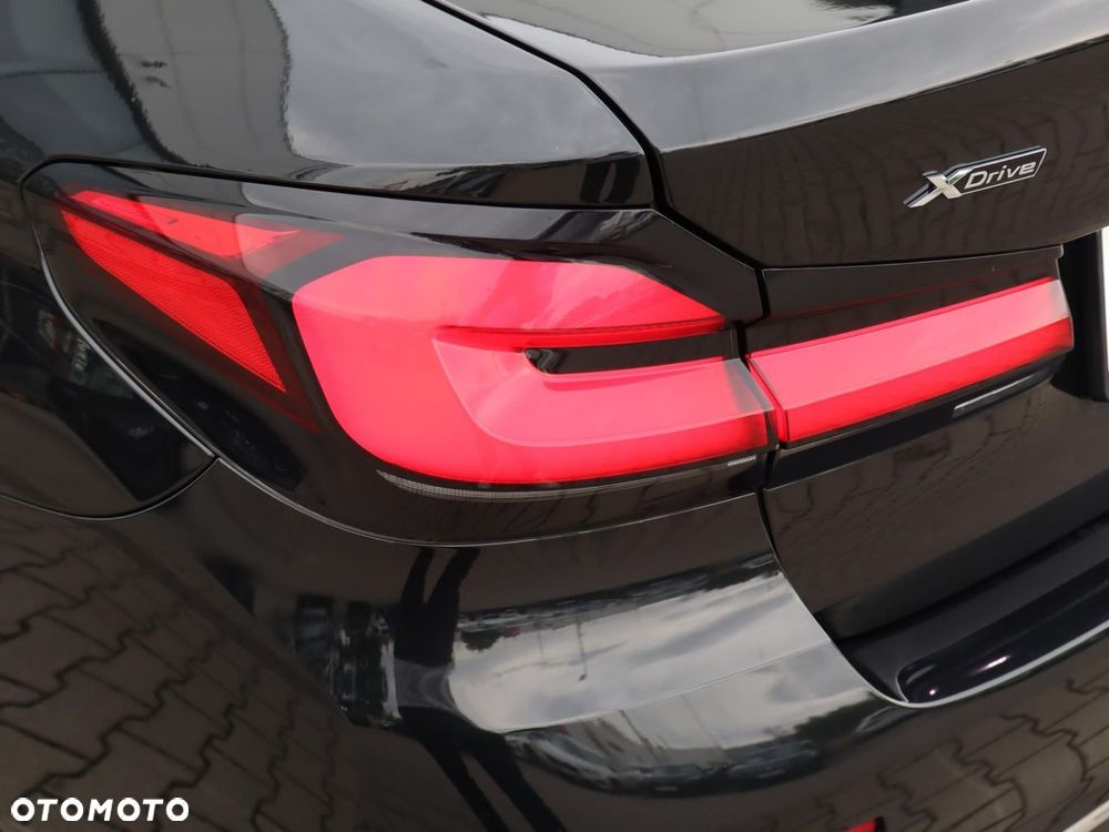 BMW Seria 5 - 25