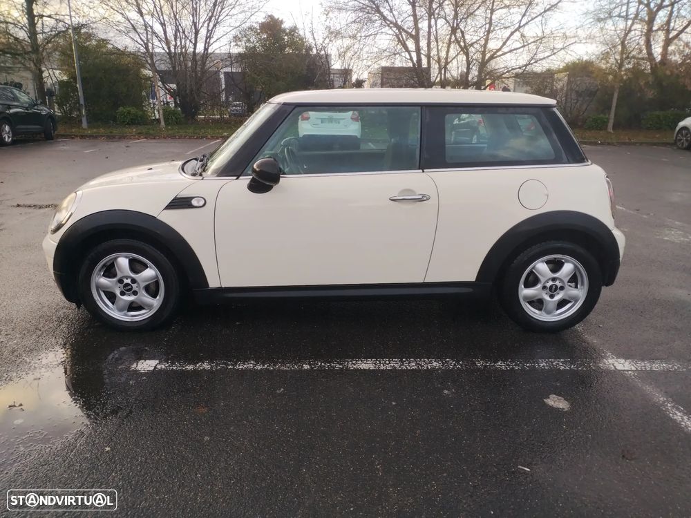 MINI 3 Portas One D - 5