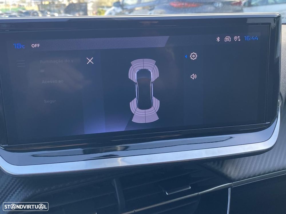 Peugeot e-2008 54 kWh Allure - 11