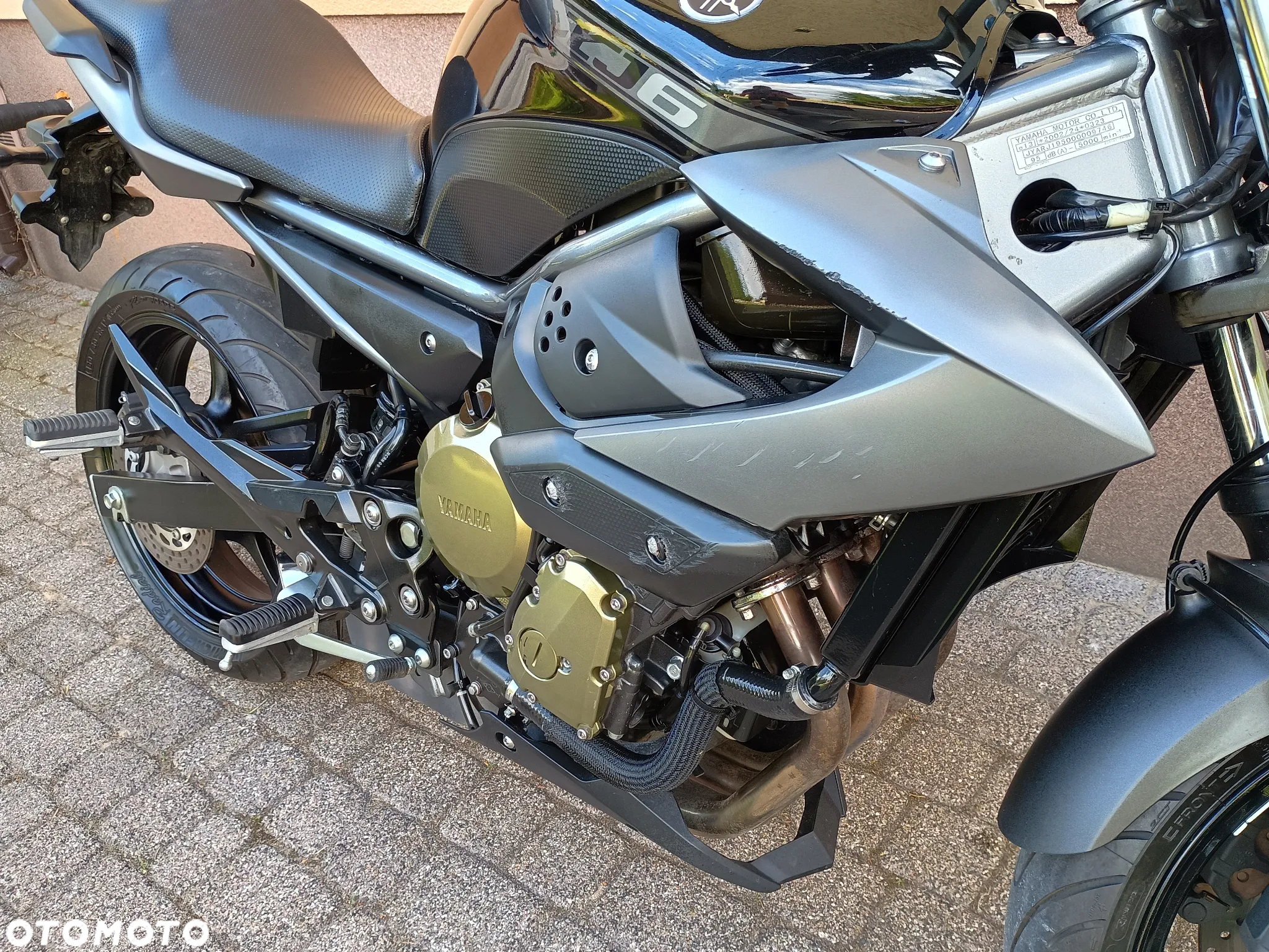 Yamaha XJR - 26