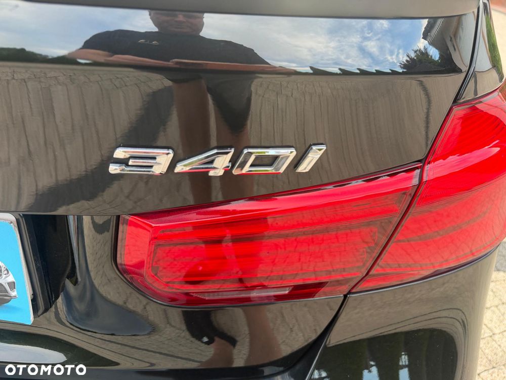 BMW Seria 3 340i xDrive Edition M Sport Shadow - 35