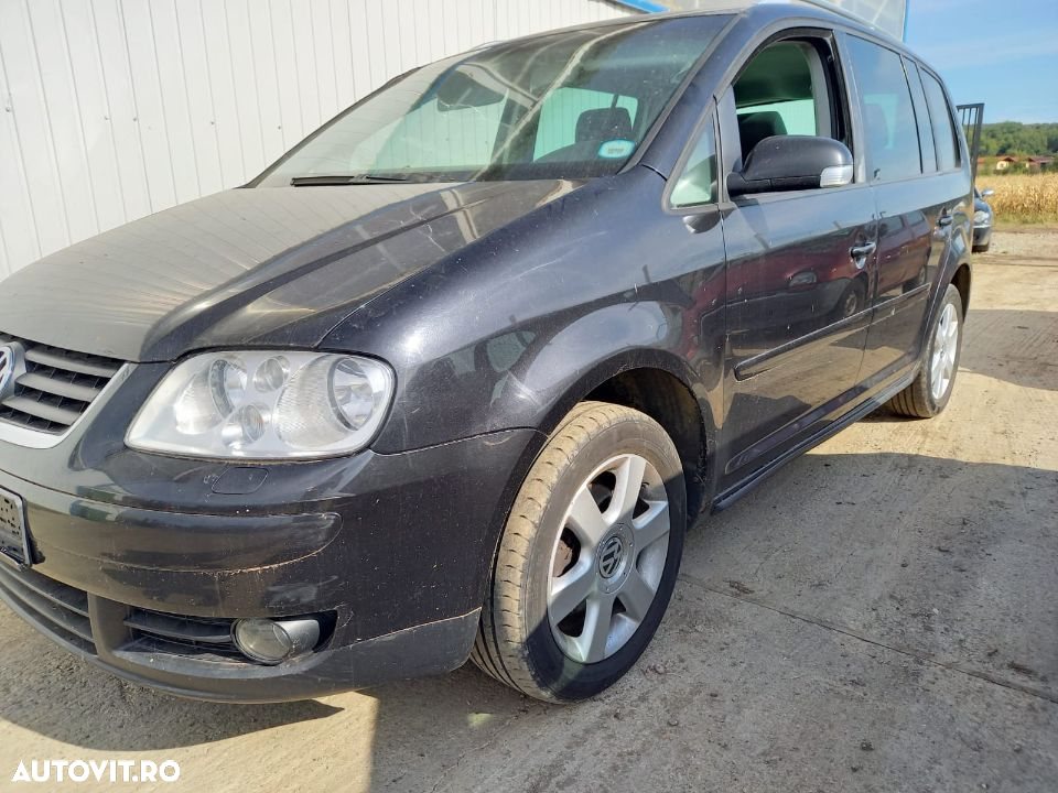 Dezmembrari Volkswagen touran 1.9 TDi DSG - 13