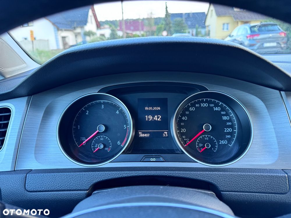 Volkswagen Golf 1.6 TDI BMT Comfortline - 8