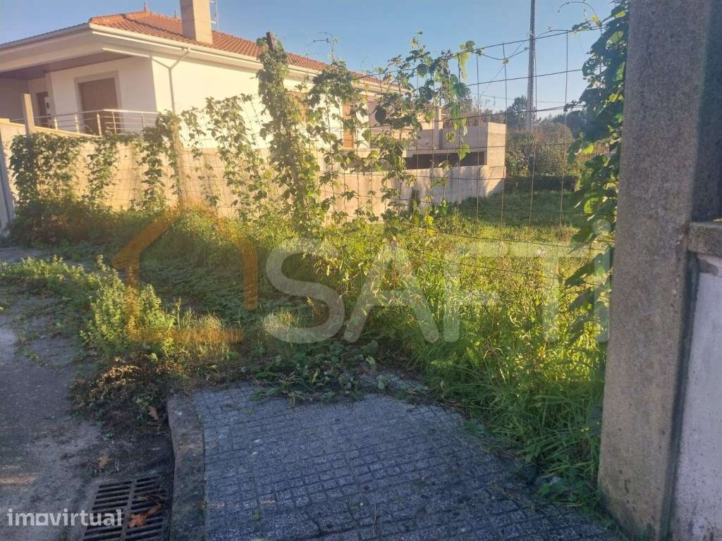 Excelente terreno Urbano para construção, com 757 m2 - Grande imagem: 2/10