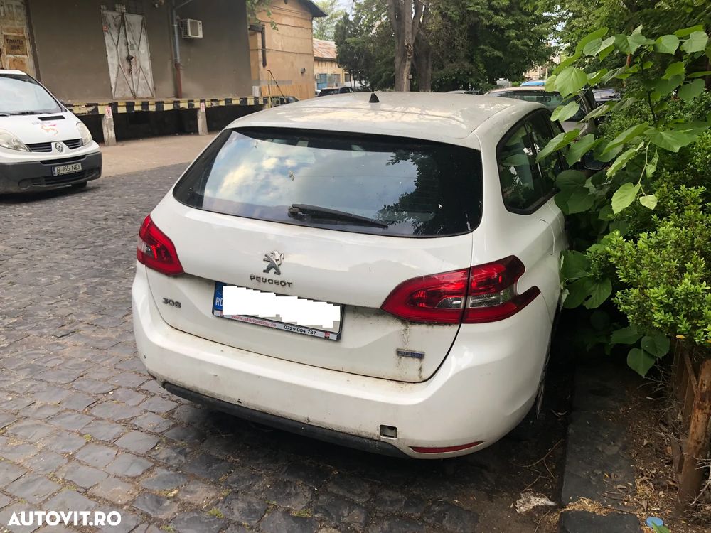 Dezmembrez Peugeot 308 break alb 2016 BLUEHDI - 6