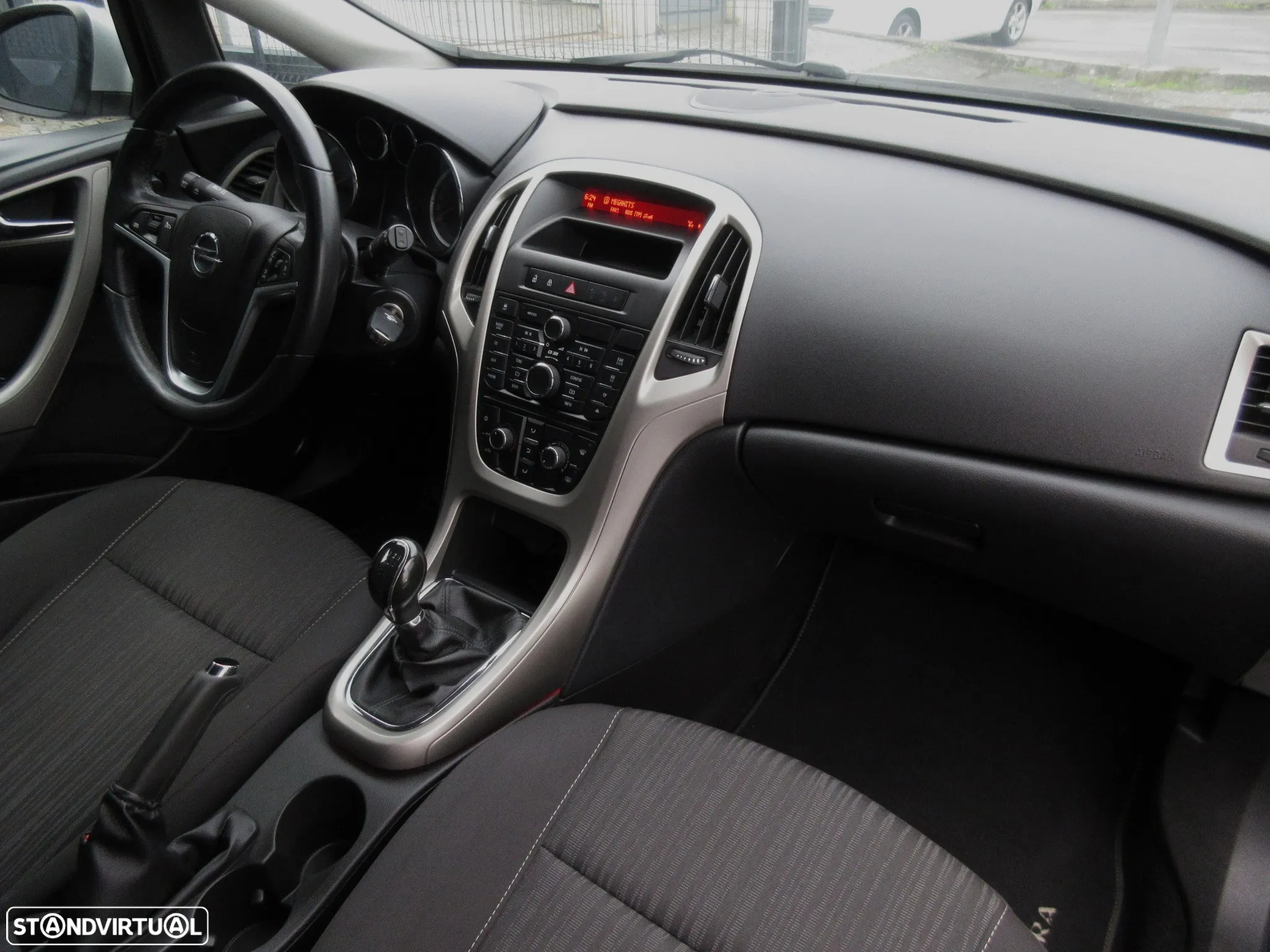 Opel Astra Sports Tourer 1.3 CDTi Selection S/S - 25