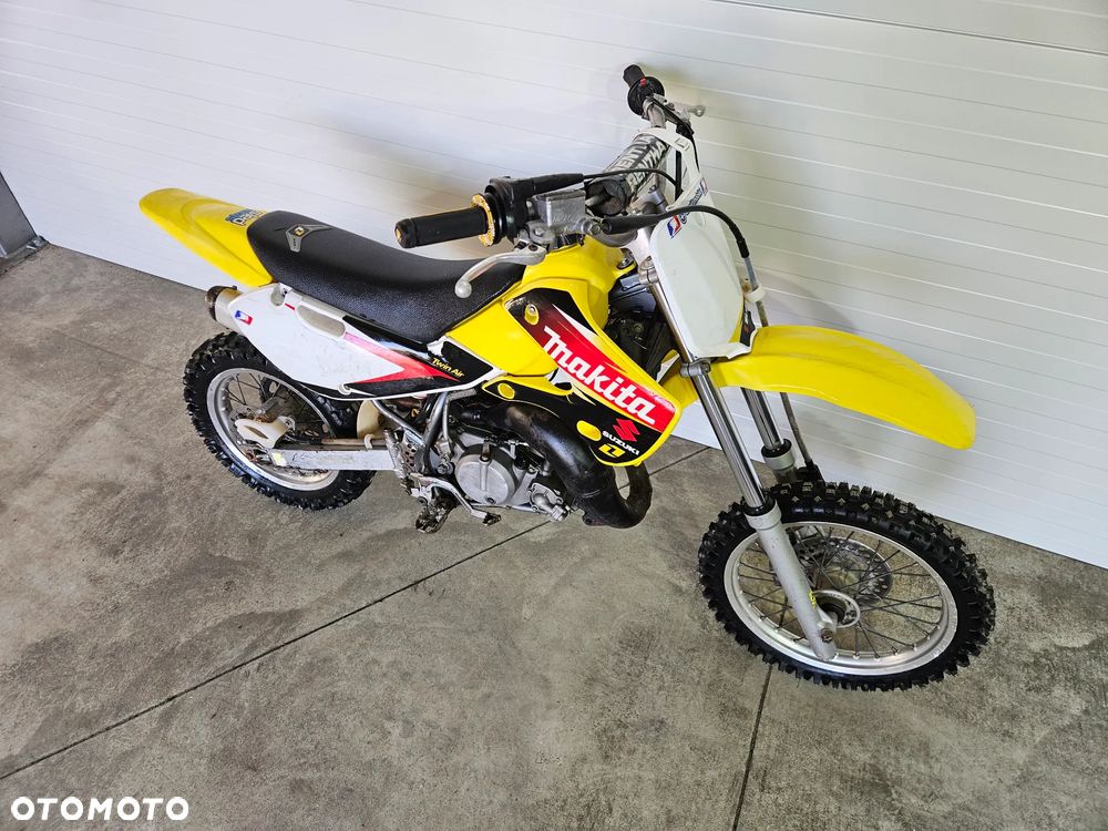 Suzuki RM - 9