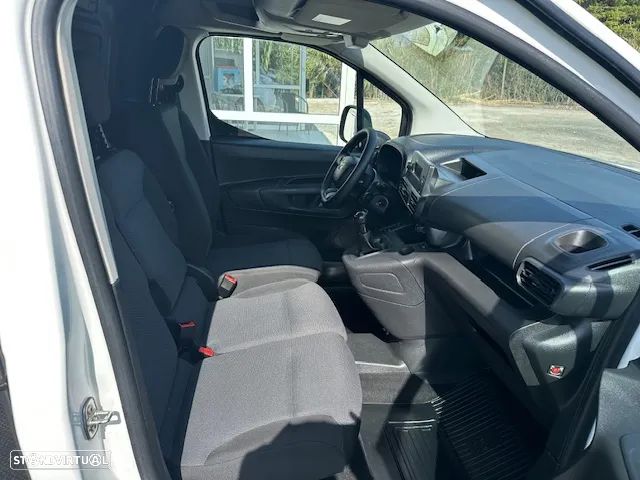 Toyota PROACE CITY 3 LUG. - 13