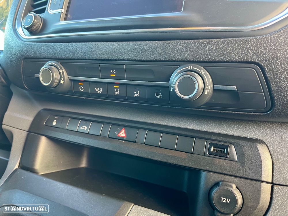 Opel Vivaro 2.0 - 33