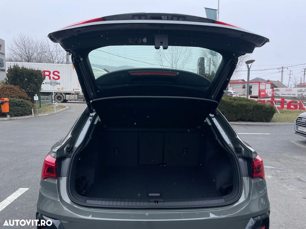 Audi Q3 2.0 35 TDI S tronic Basic - 9