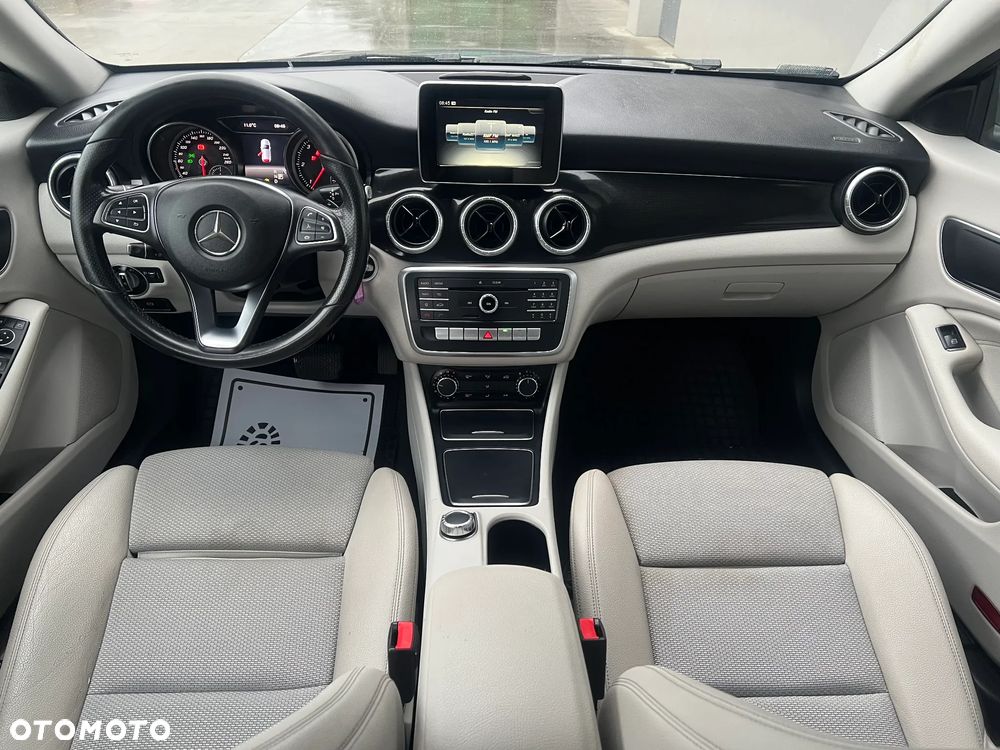 Mercedes-Benz CLA Shooting Brake 200 (CDI) d 7G-DCT - 16