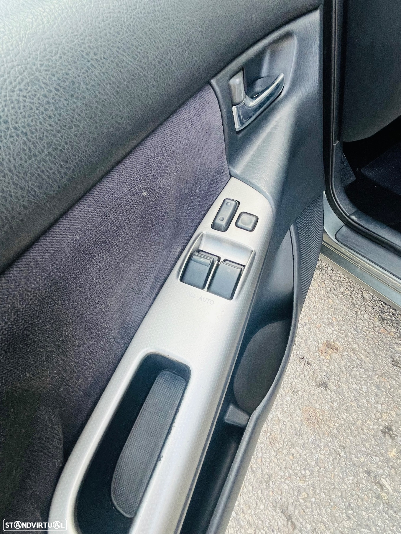 Toyota Corolla 2.0 D4D - 37