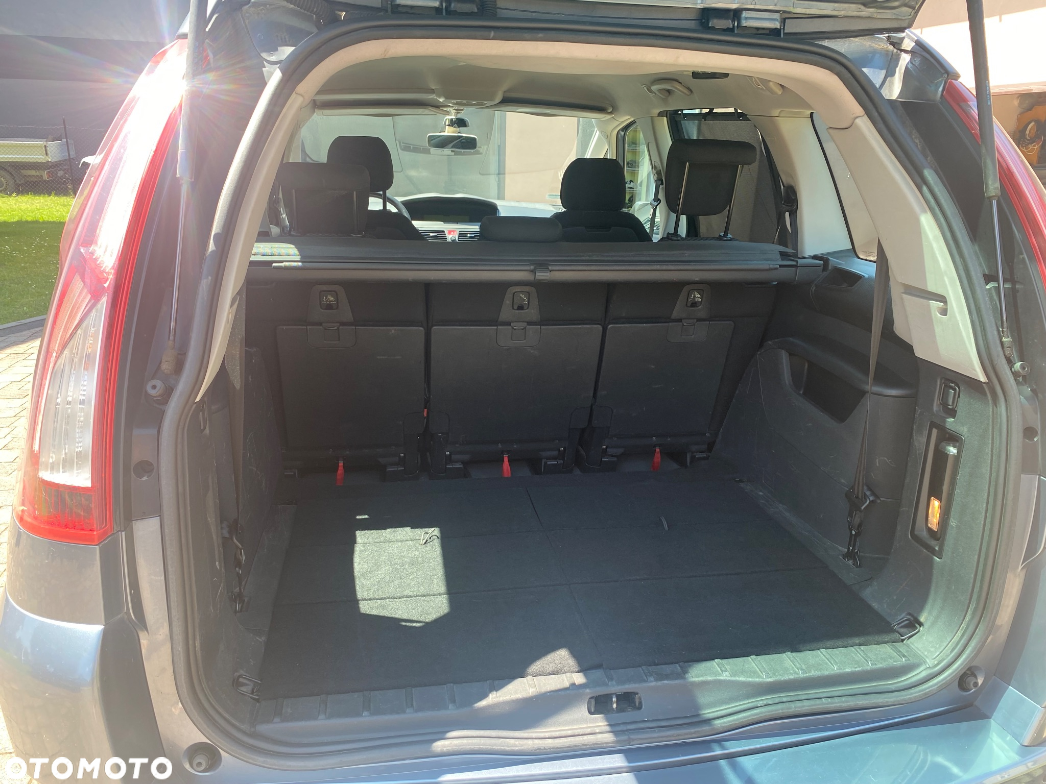 Citroën C4 Grand Picasso - 12