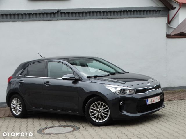 Kia Rio 1.2 Dream Team Edition - 11
