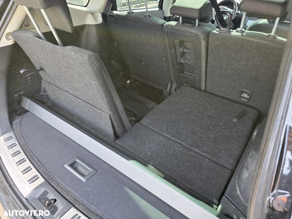 Nissan Qashqai+2 - 14