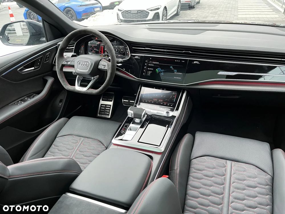 Audi RS Q8 - 16