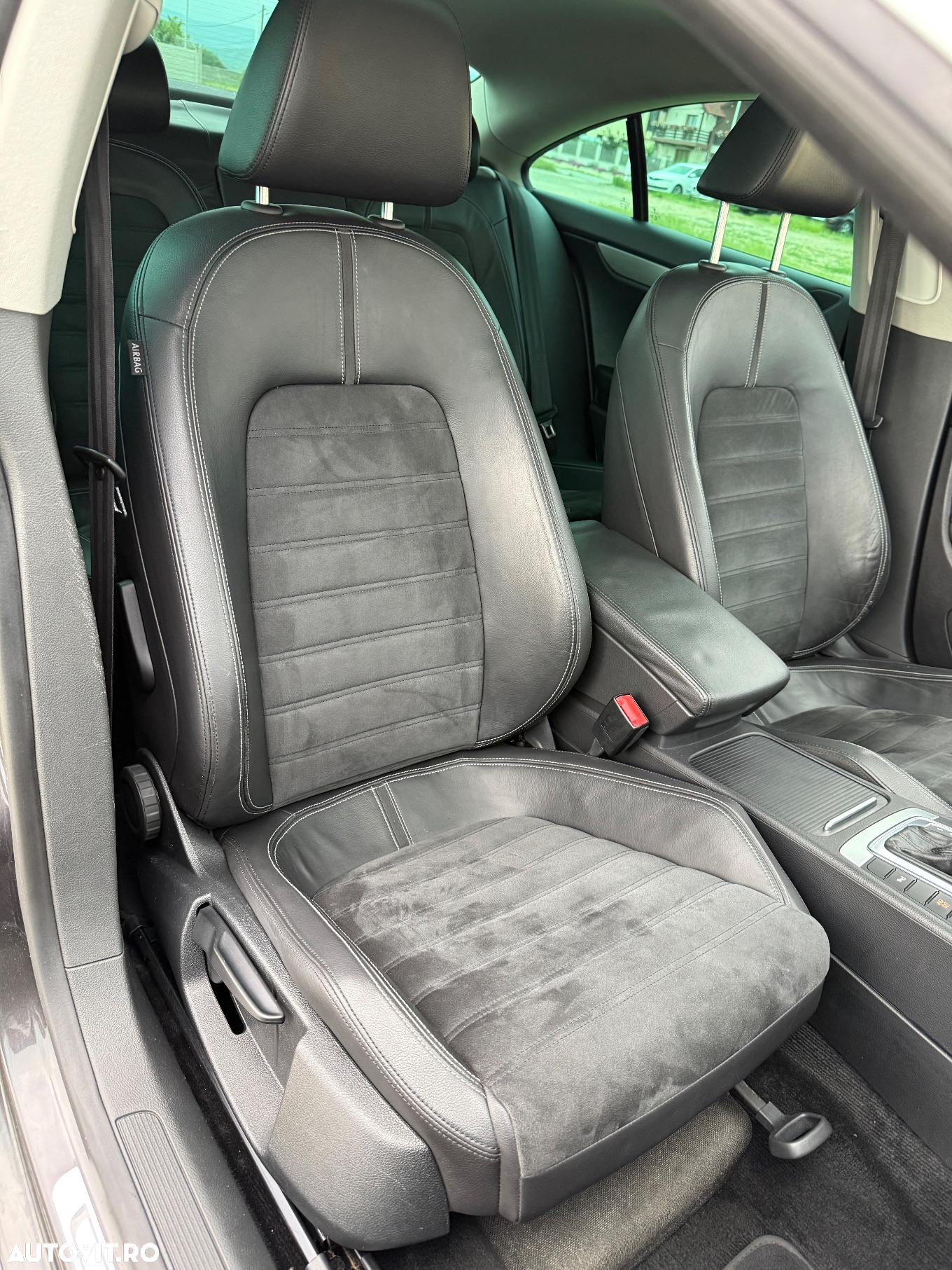 Volkswagen Passat CC 2.0 Blue TDI DSG Exclusive - 25