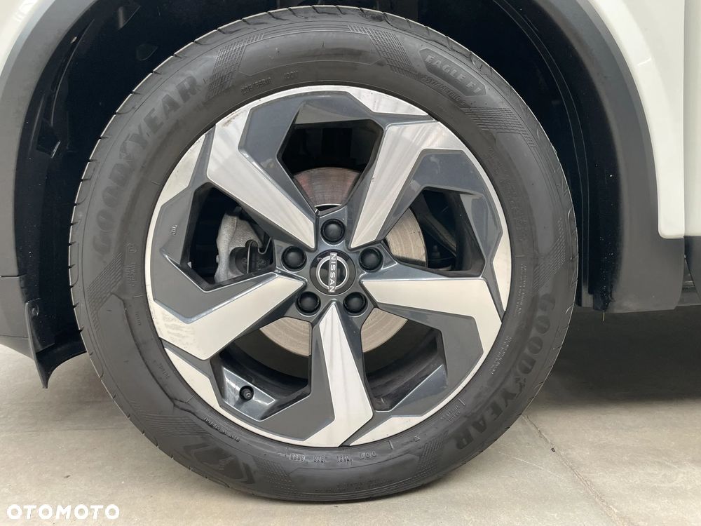 Nissan Qashqai 1.3 DIG-T MHEV N-Connecta Xtronic - 21